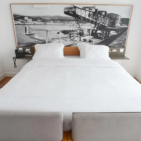 Internacional Azores Boutique Hostel Horta (Azores)