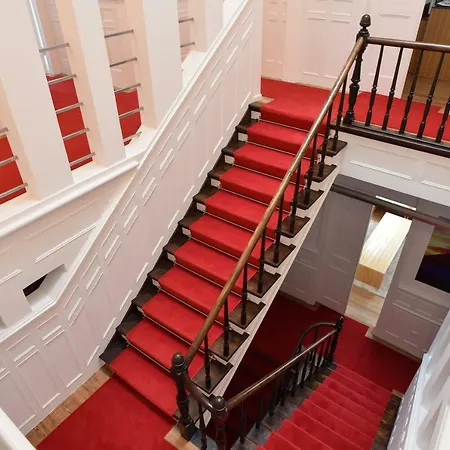 Internacional Azores Boutique Hostel *