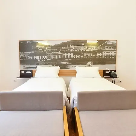 Internacional Azores Boutique *