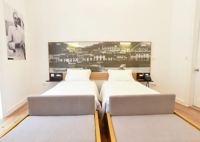 Internacional Azores Boutique *