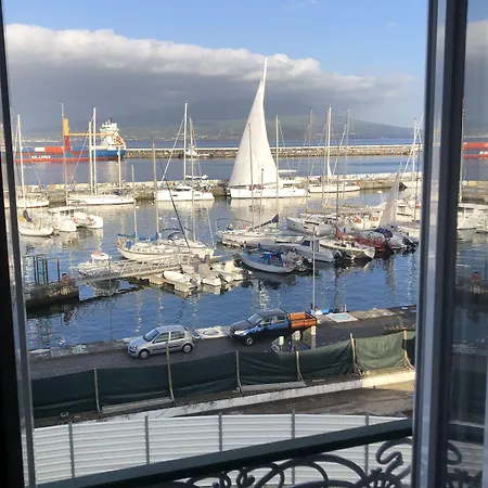 Internacional Azores Boutique הורטה