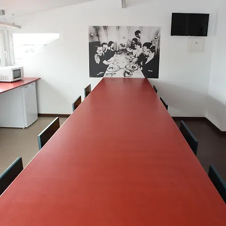 Internacional Azores Boutique Auberge de jeunesse *