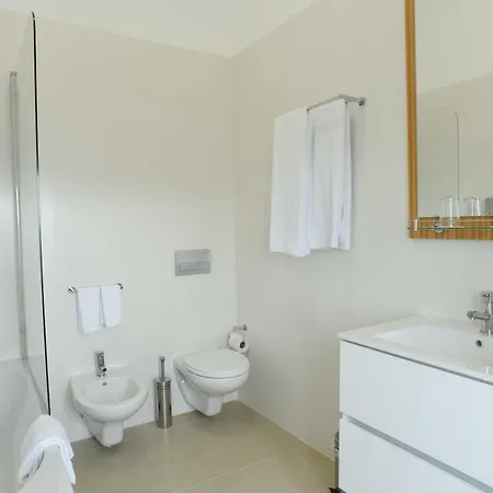 Internacional Azores Boutique