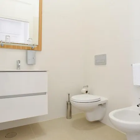 Internacional Azores Boutique Hostel Horta (Azores)