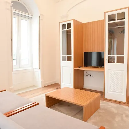 Internacional Azores Boutique بيت شباب أورتا