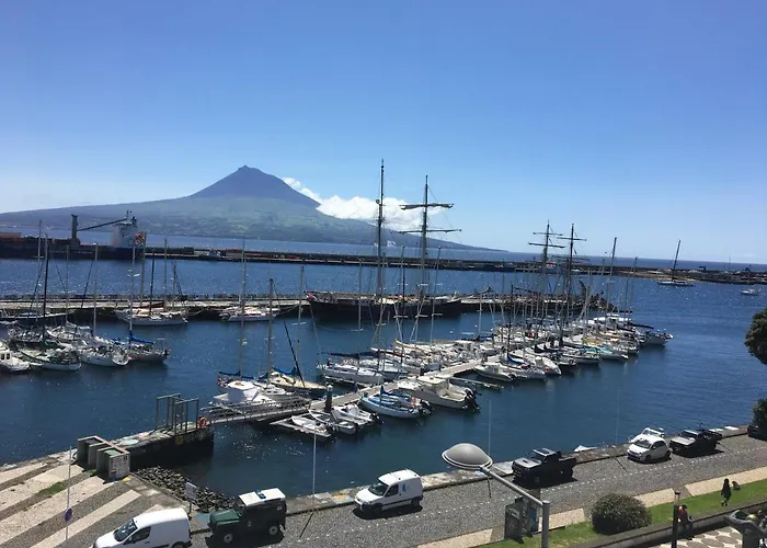 Internacional Azores Boutique *