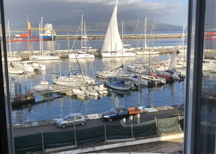 Internacional Azores Boutique أورتا