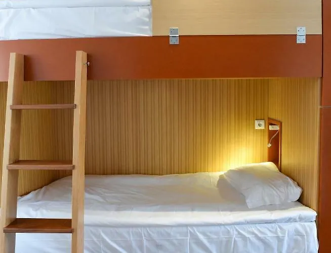 Internacional Azores Boutique Hostel *