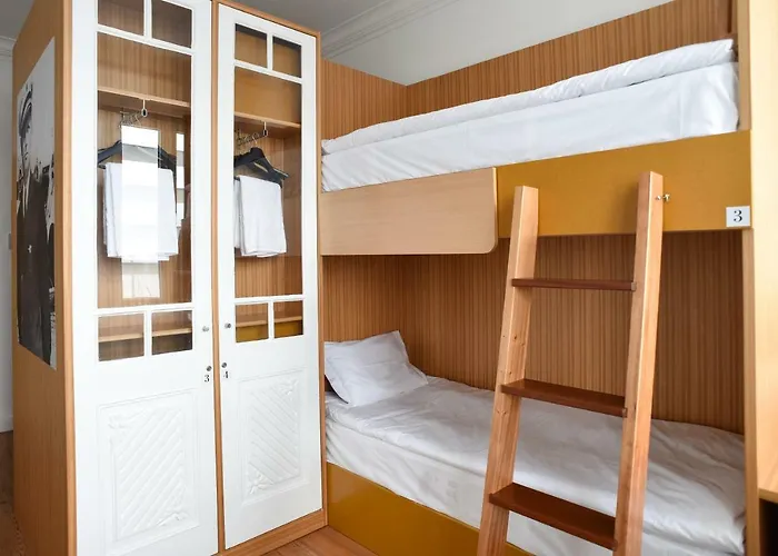 Internacional Azores Boutique Hostel