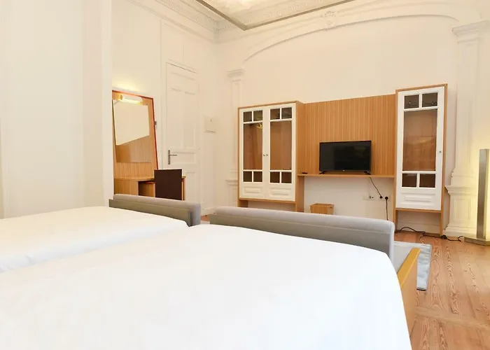 Internacional Azores Boutique *